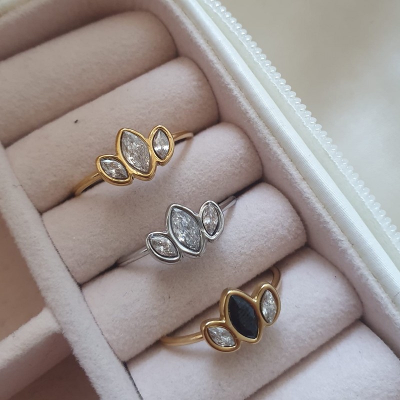 Anello VICTORIA