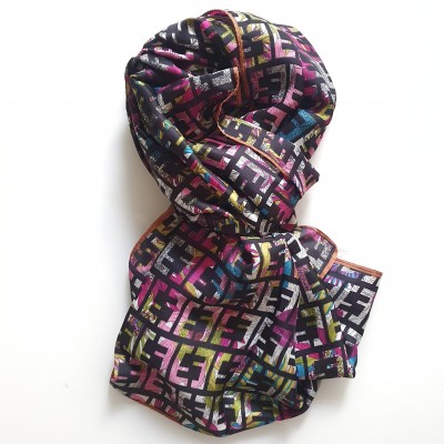 Foulard FENDI INSPIRED nero