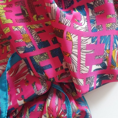 Foulard FENDI INSPIRED fucsia