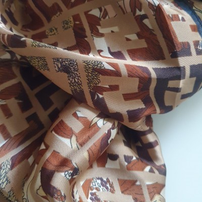 Foulard FENDI INSPIRED marrone